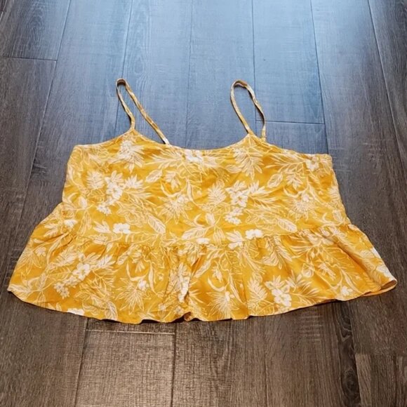 🍁 Forever 21+ ruffle Tank Top 🍁 - Picture 1 of 4